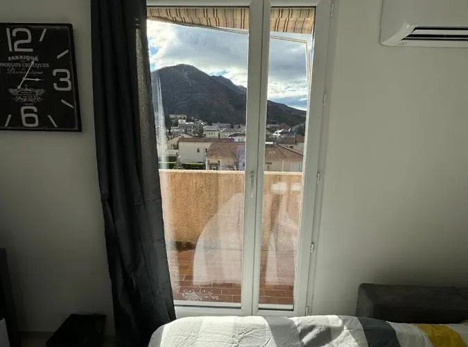 Avec Balcon Et Vue Panoramique Sur Le Cousson Proche Thermes Apartament