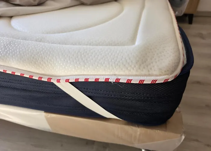 Avec Balcon Et Vue Panoramique Sur Le Cousson Proche Thermes Apartament