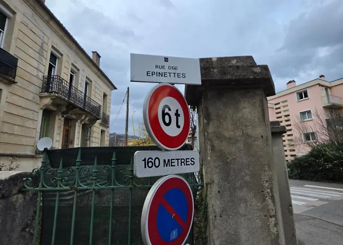 Apartament Avec Balcon Et Vue Panoramique Sur Le Cousson Proche Thermes