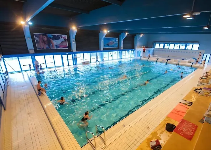 Avec Balcon Et Vue Panoramique Sur Le Cousson Proche Thermes *
