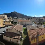 Avec Balcon Et Vue Panoramique Sur Le Cousson Proche Thermes Appartement