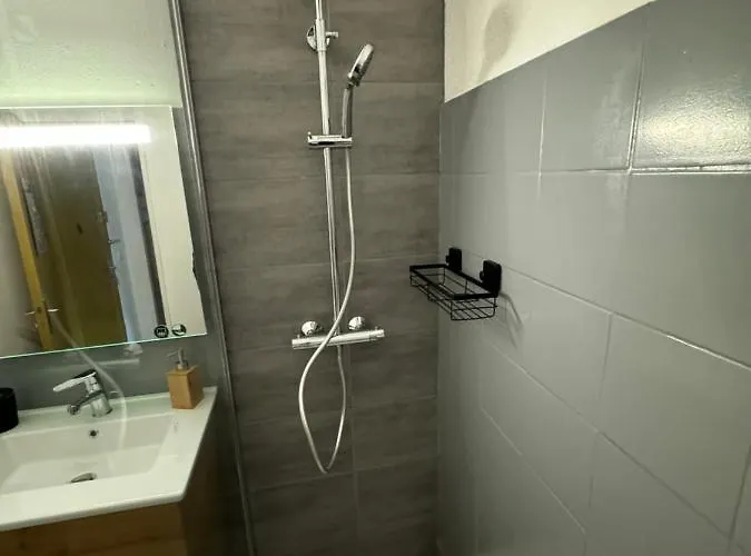 Avec Terrasse Vue Sur Cousson