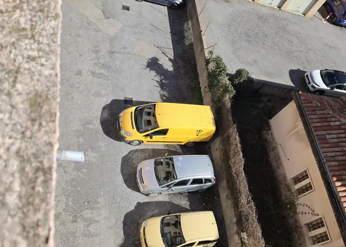 Avec Terrasse Vue Sur Cousson *